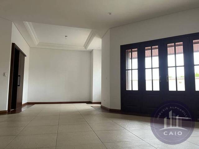 Casa para Venda em Santana de Parnaíba - 5