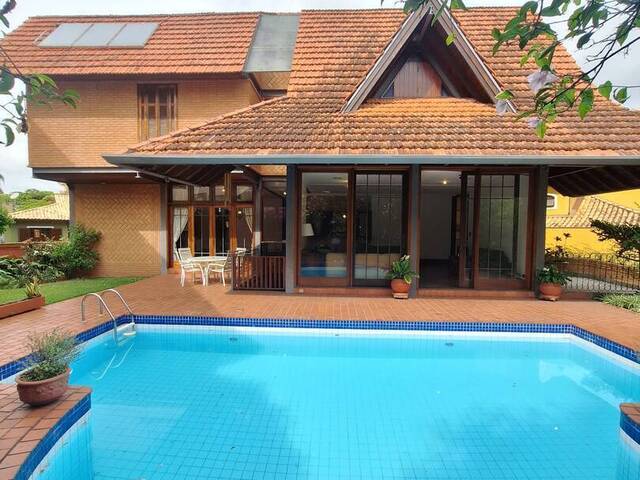 Casa para Locação em Santana de Parnaíba - 2