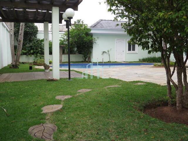 Casa para Venda em Santana de Parnaíba - 5