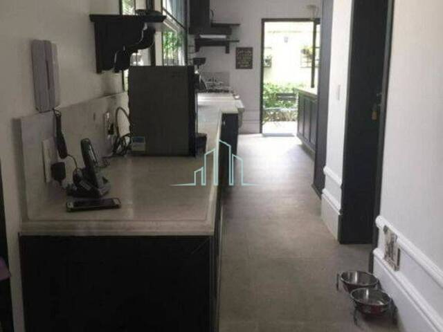 Casa para Venda em Santana de Parnaíba - 4