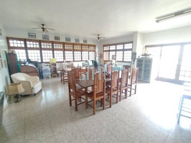 Casa para Venda em Santana de Parnaíba - 4