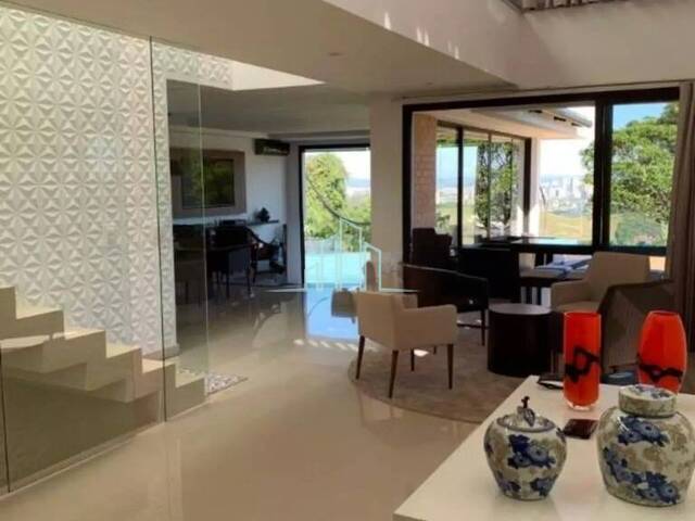 Casa para Venda em Santana de Parnaíba - 5