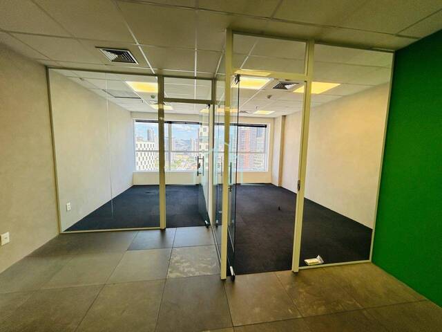 Sala para Venda em Barueri - 5