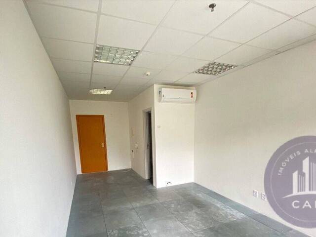 Sala para Venda em Santana de Parnaíba - 5