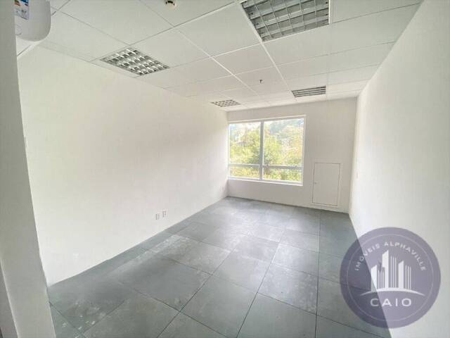 Sala para Venda em Santana de Parnaíba - 4