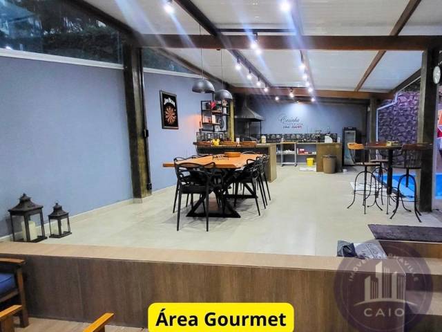 Casa para Venda em Santana de Parnaíba - 5