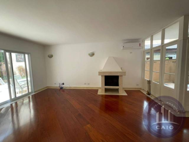 Casa para Venda em Santana de Parnaíba - 4