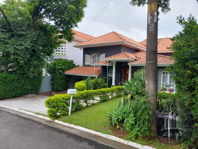 #900CA - Casa para Venda em Santana de Parnaíba - SP