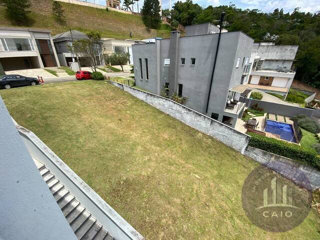 Área para Venda em Santana de Parnaíba - 2