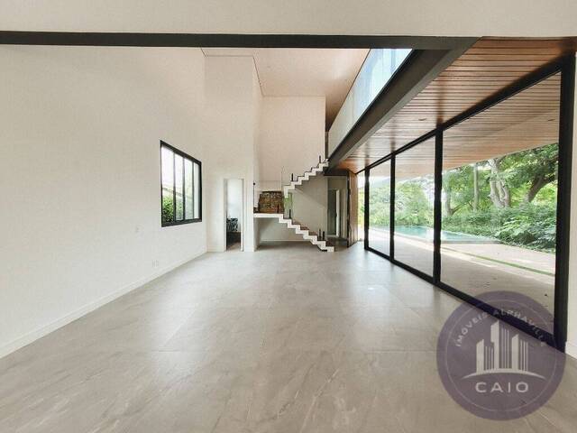 Casa para Venda em Santana de Parnaíba - 5