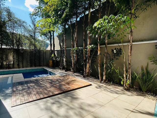Casa para Venda em Santana de Parnaíba - 4