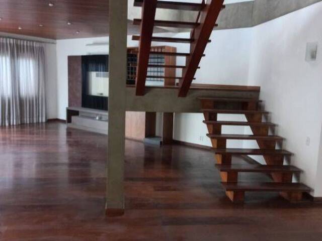 Locação em Alphaville - Santana de Parnaíba