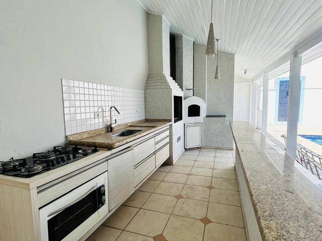 Casa para Venda em Santana de Parnaíba - 5