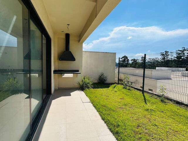 Casa para Venda em Santana de Parnaíba - 5