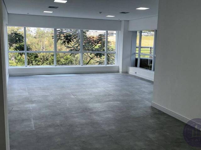 Locação em Green Valley Alphaville - Barueri