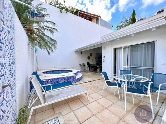 Casa para Venda em Santana de Parnaíba - 2