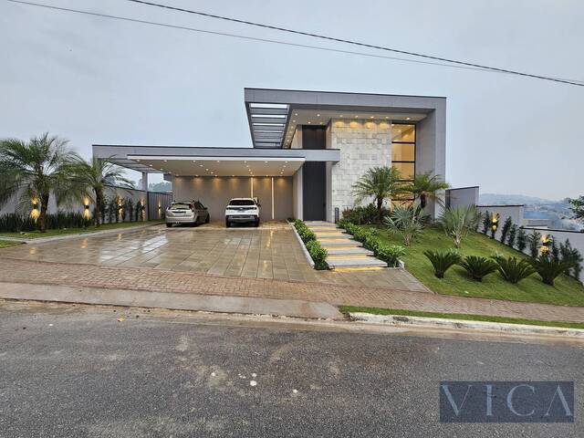 Casa para Venda em Santana de Parnaíba - 3